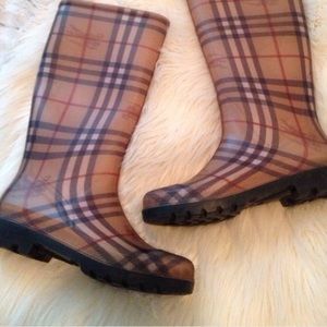 Burberry Rainboots